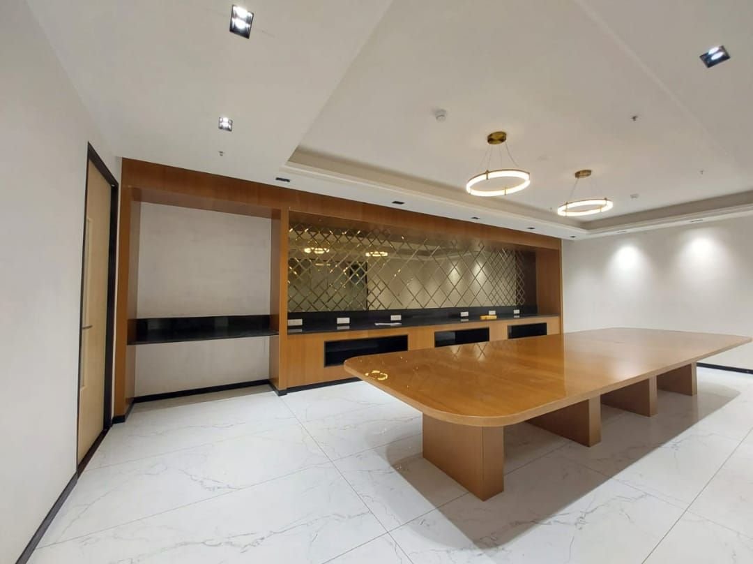 Campus meeting spaces